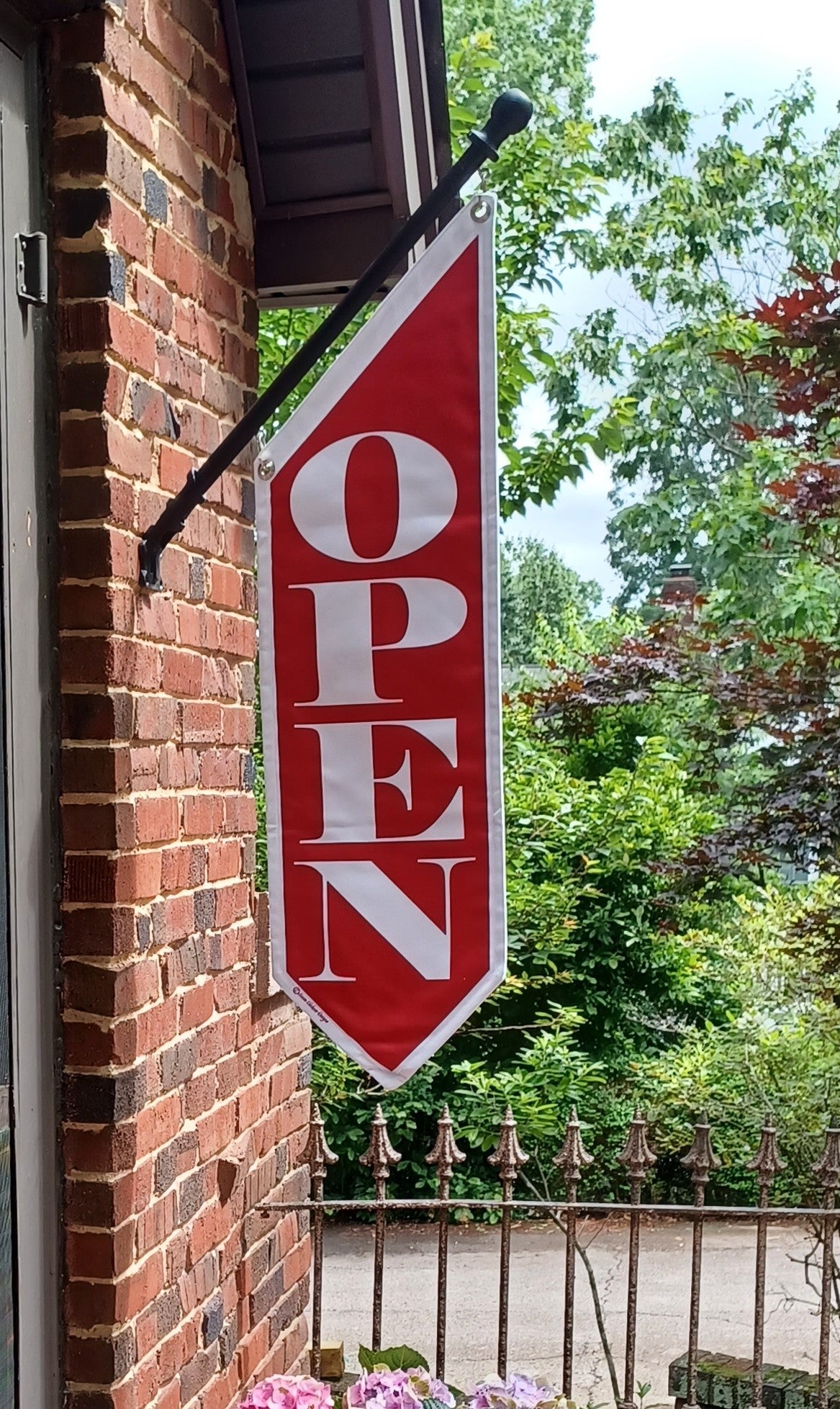 ELEGANT OPEN FLAG * Bundle of 5 * include poles & brackets * BLACK OR WHITE
